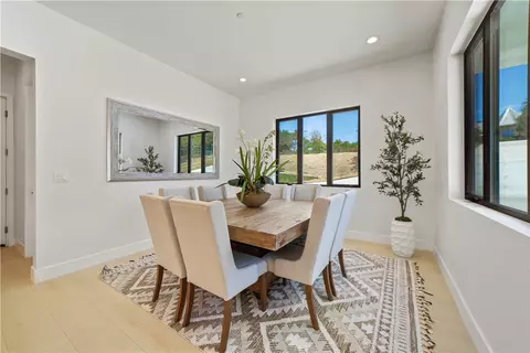 Dining - 2027 Via Monserate, Fallbrook, CA 92028 photo 4 of 5