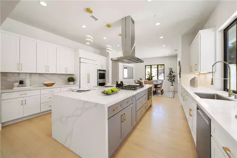Kitchen - 2027 Via Monserate, Fallbrook, CA 92028 photo 2 of 5