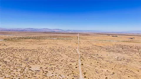 12022 E N Ave, Palmdale, CA 93591 photo 6