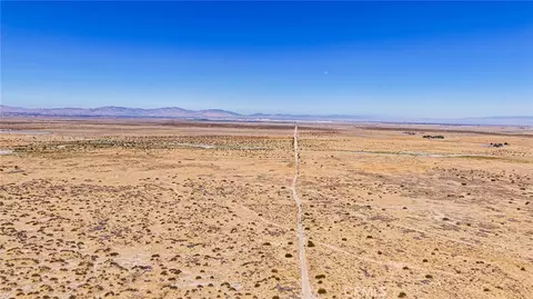 12022 E N Ave, Palmdale, CA 93591 photo 6