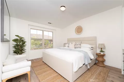 Bedroom - 94 Hedge Bloom, Irvine, CA 92618 photo 2 of 7