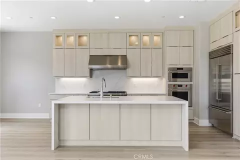 Kitchen - 156 Apron, Irvine, CA 92618 photo 1 of 3