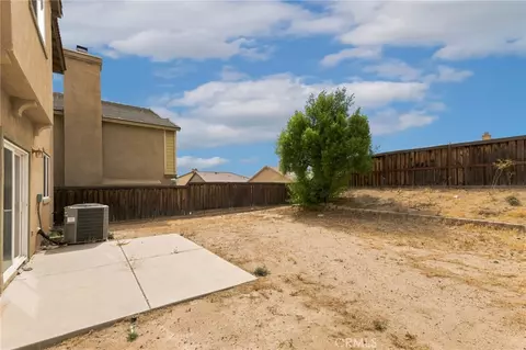 Exterior - 13239 Placentia St, Hesperia, CA 92344 photo 3 of 4