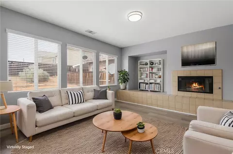 Living - 13239 Placentia St, Hesperia, CA 92344 photo 3 of 5