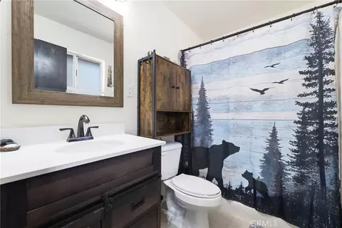Bath - 2099 4th Ln, Big Bear City, CA 92314 photo 1 of 1