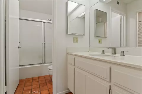 Bath - 5722 E Stillwater Ave #84, Orange, CA 92869 photo 2 of 2