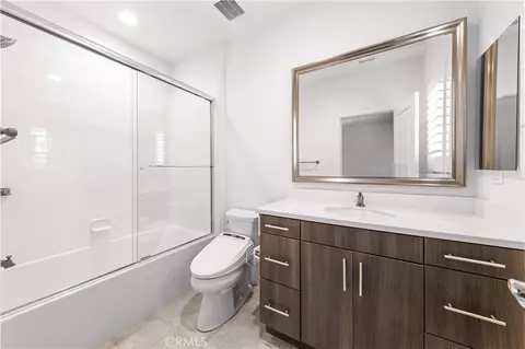 Bath - 57 Lowland, Irvine, CA 92602 photo 5 of 7