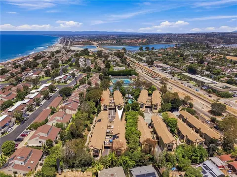 View/Area - 1680 N Coast Highway 101 #36, Encinitas, CA 92024 photo 3 of 4