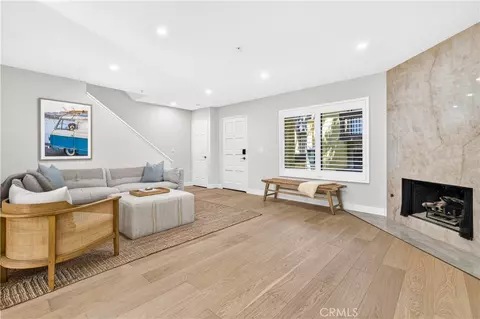 Living - 1680 N Coast Highway 101 #36, Encinitas, CA 92024 photo 4 of 5