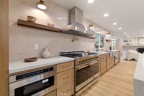 Kitchen - 436 Kiolstad, Placentia, CA 92870 photo 3 of 4