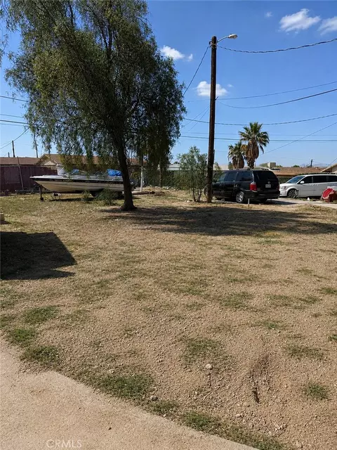 2016 Peru, Needles, CA 92363 photo 9
