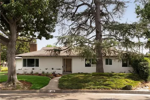 Exterior - 2121 S 3rd, Arcadia, CA 91006 photo 2 of 4