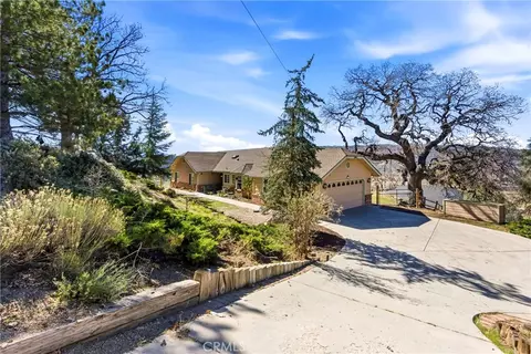 Exterior - 27100 Barkes, Tehachapi, CA 93561 photo 3 of 13