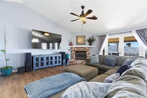 Living - 27100 Barkes, Tehachapi, CA 93561 photo 1 of 1