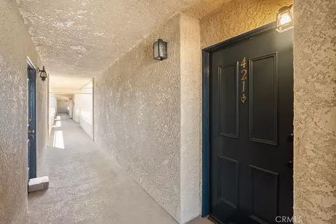 Entry Way - 550 Orange #421, Long Beach, CA 90802 photo 1 of 1