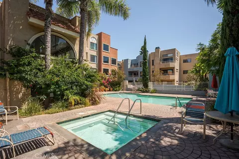 Exterior - 550 Orange #421, Long Beach, CA 90802 photo 3 of 4