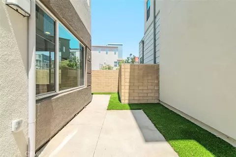 Exterior - 123 Tenor, Irvine, CA 92618 photo 4 of 7