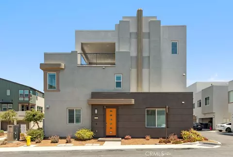 Exterior - 123 Tenor, Irvine, CA 92618 photo 2 of 7