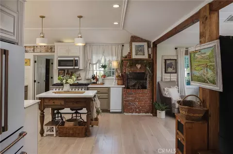 Kitchen - 10903 Meads, Orange, CA 92869 photo 2 of 4