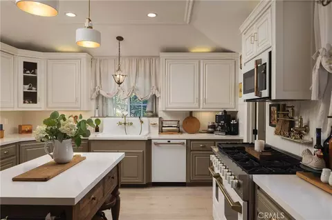 Kitchen - 10903 Meads, Orange, CA 92869 photo 1 of 4