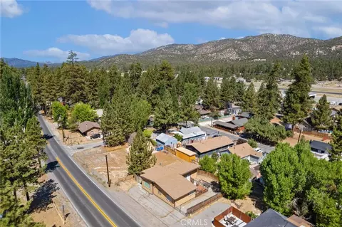 View/Area - 765 W Big Bear Blvd, Big Bear City, CA 92314 photo 4 of 5