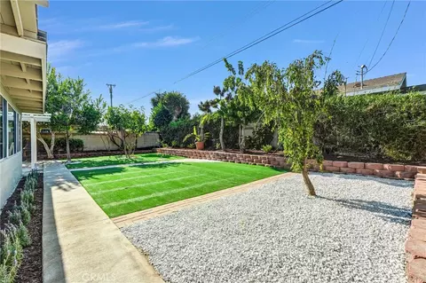 Exterior - 7821 Yorkshire Ave, Stanton, CA 90680 photo 4 of 6