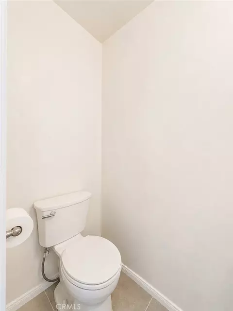 Bath - 659 E Lee, Azusa, CA 91702 photo 4 of 6
