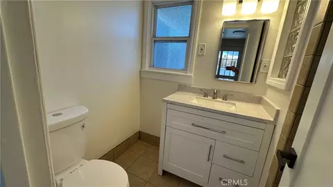 Bath - 6651 Coronado, Long Beach, CA 90805 photo 2 of 3