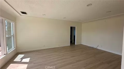 Living - 6651 Coronado, Long Beach, CA 90805 photo 5 of 7