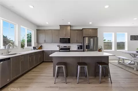 Kitchen - 2684 E Towhee, Ontario, CA 91761 photo 2 of 3