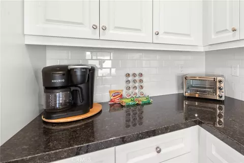 Kitchen - 51575 Ponderosa Dr, Indio, CA 92201 photo 4 of 4