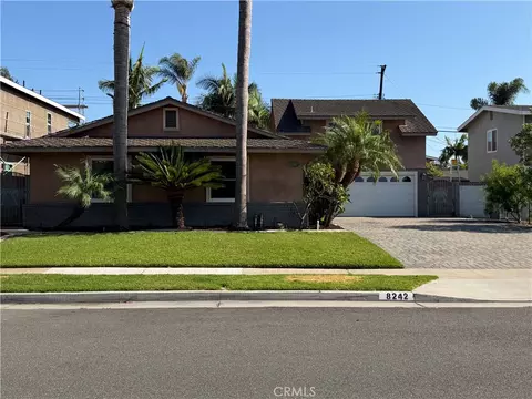 8242 Lambert Dr, Huntington Beach, CA 92647