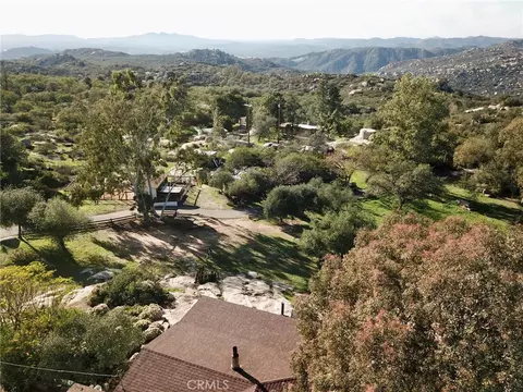 View/Area - 23541 Old Wagon, Escondido, CA 92027 photo 2 of 2