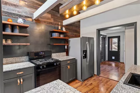Kitchen - 23541 Old Wagon, Escondido, CA 92027 photo 3 of 3