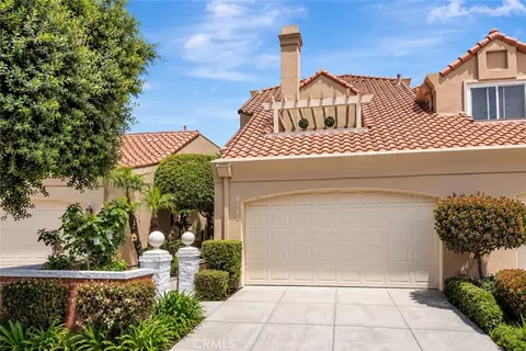 6111 Greenbrier Dr, Huntington Beach, CA 92648