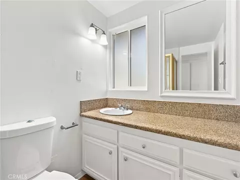 Bath - 7735 Zelzah Ave, Reseda, CA 91335 photo 1 of 4
