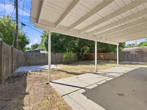 Exterior - 7735 Zelzah Ave, Reseda, CA 91335 photo 5 of 7