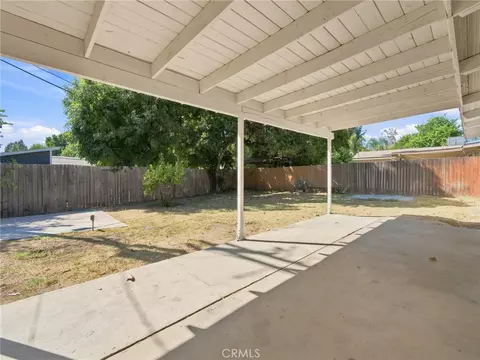 Exterior - 7735 Zelzah Ave, Reseda, CA 91335 photo 7 of 7