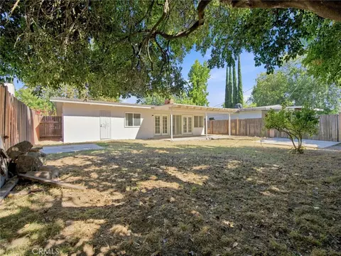 Exterior - 7735 Zelzah Ave, Reseda, CA 91335 photo 3 of 7