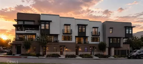 12826 Philadelphia St #4, Whittier, CA 90601