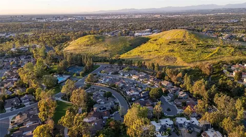 View/Area - 17 Rippling Strm, Irvine, CA 92603 photo 8 of 8