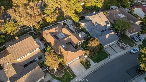 View/Area - 17 Rippling Strm, Irvine, CA 92603 photo 3 of 8
