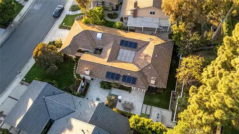 View/Area - 17 Rippling Strm, Irvine, CA 92603 photo 1 of 8