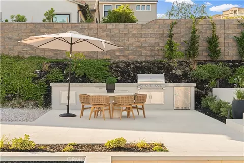 Exterior - 18472 Boulder Blf, Silverado, CA 92676 photo 19 of 23