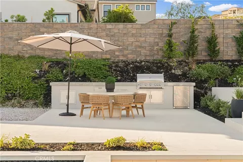 Exterior - 18472 Boulder Blf, Silverado, CA 92676 photo 19 of 23