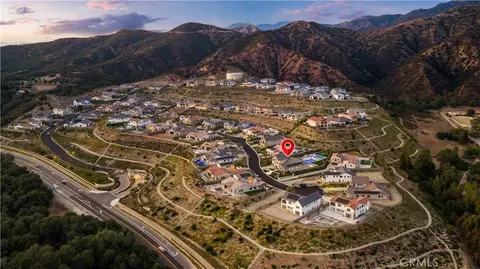 View/Area - 18472 Boulder Blf, Silverado, CA 92676 photo 3 of 4