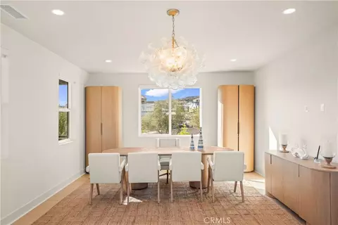 Dining - 18472 Boulder Blf, Silverado, CA 92676 photo 4 of 5