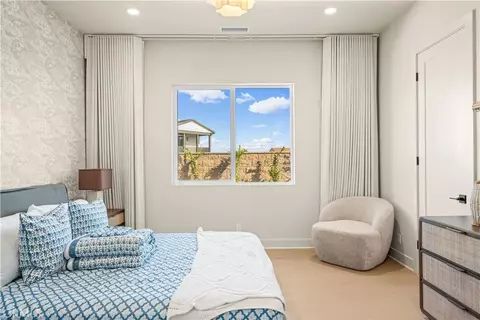 Bedroom - 18472 Boulder Blf, Silverado, CA 92676 photo 3 of 6