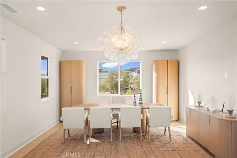 Dining - 18472 Boulder Blf, Silverado, CA 92676 photo 4 of 5