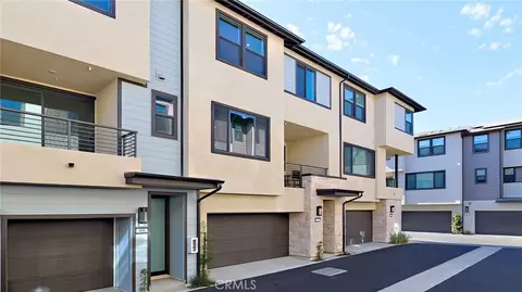 107 S Laxore St #404, Anaheim, CA 92804